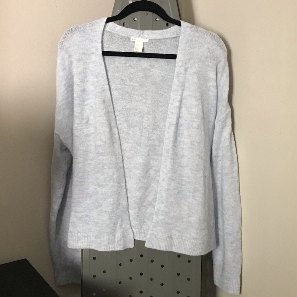 🌸 3/$20 H&M Basic Cardigan Size M